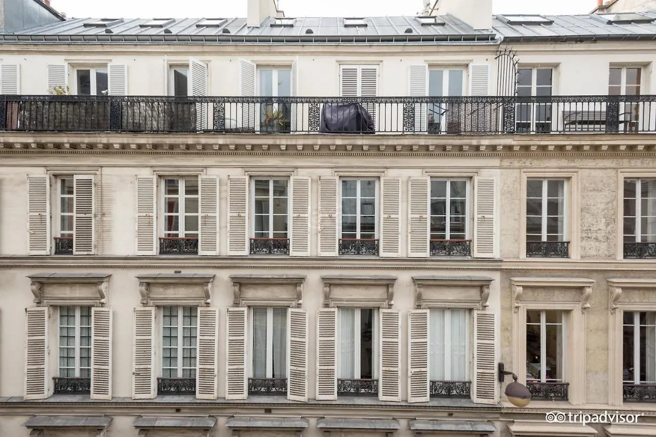 Otel La Sanguine 2*