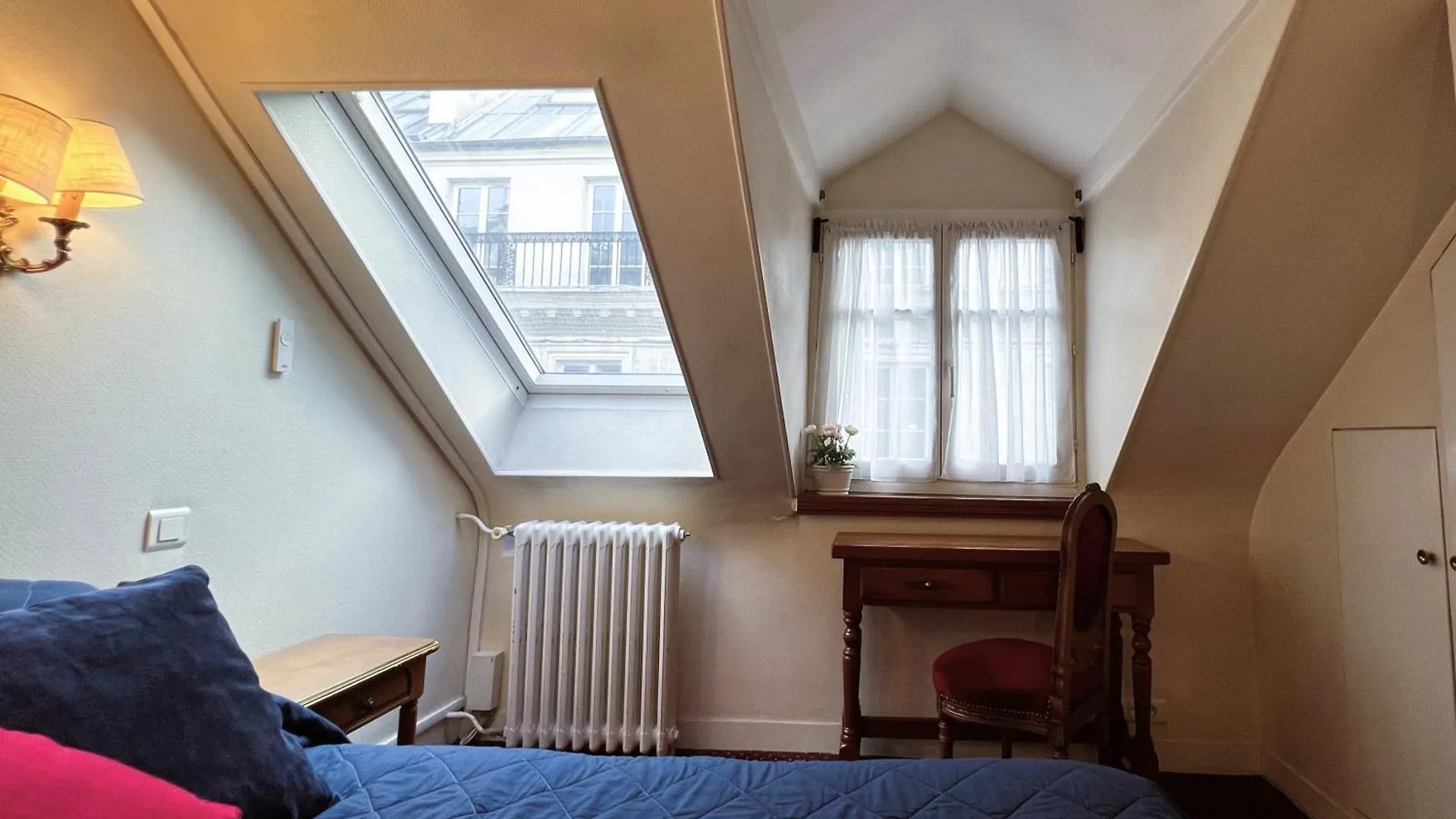 La Sanguine Otel Paris